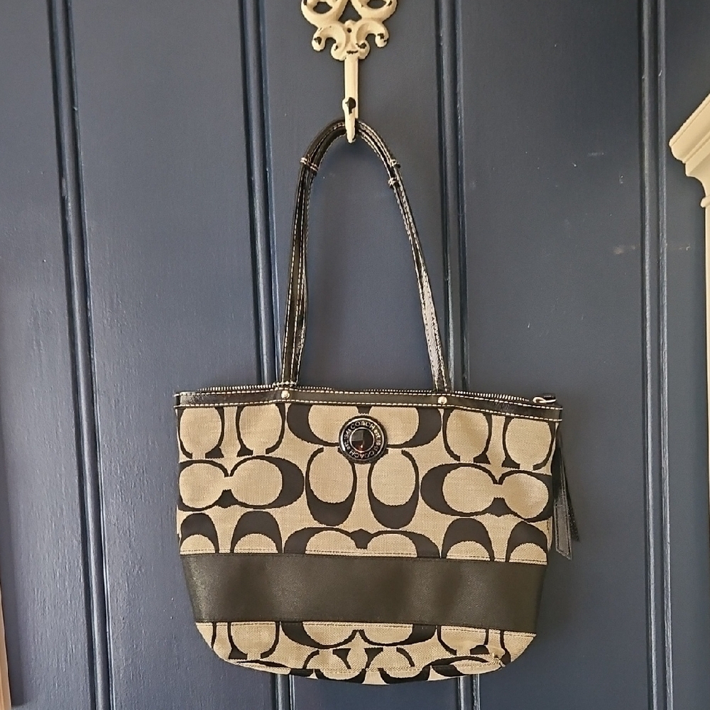 Signature Pattern Beige and Black Tote Bag